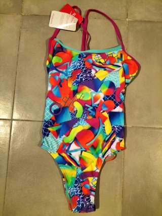 Bañador niña/mujer Speedo. Tallas 30, 32 y 34