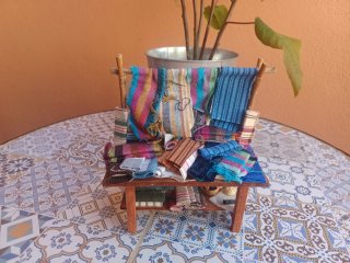 Puesto de telas mercado Belén