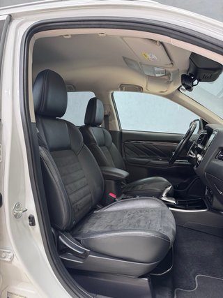 Mitsubishi Outlander 2021