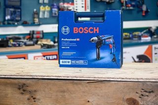 Taladro percutor 600W Bosch con maletín