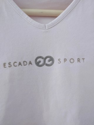 Camiseta Escada Sport rosa claro