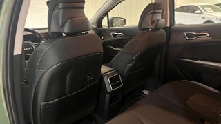 KIA Sportage 1.6 T-GDi HEV 215CV DRIVE 12/2025