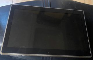 Tablet 10 Negra no se si arranca no tiene transfor