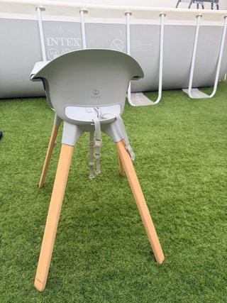 Trona Stokke para bebé