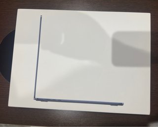 MacBook Air 15 16GB/512GB usado 1 mes + cargador