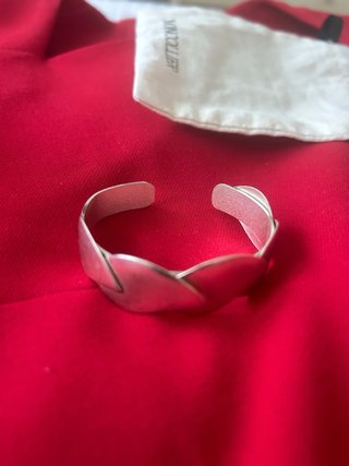 Pulsera plateada