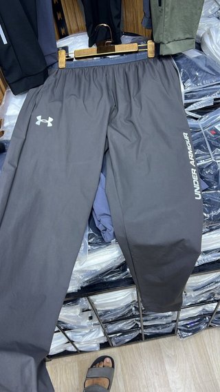 Under Armour Pantalones Deportivos Gris/Negro