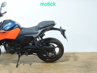 KTM DUKE 125