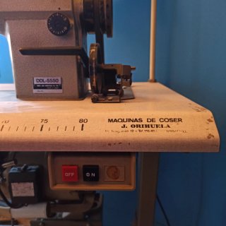 Máquina de coser JUKI DDL-5550