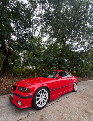 BMW 328i e36