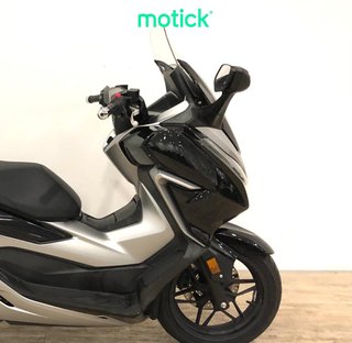 HONDA FORZA 300