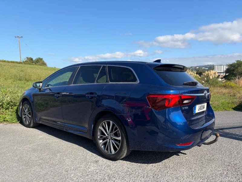 Toyota Avensis Touring Sports 150D Executive 2016, foto 7
