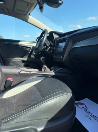 Toyota Avensis 2016