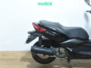 YAMAHA XMAX 125