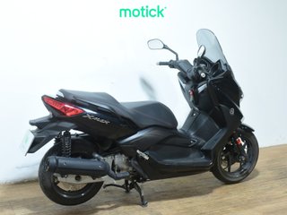 YAMAHA XMAX 125