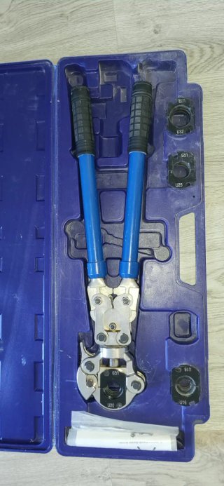 Prensa multicapa con accesorios