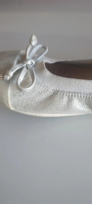Ballerine Geox argento n. 31 con fiocchetto