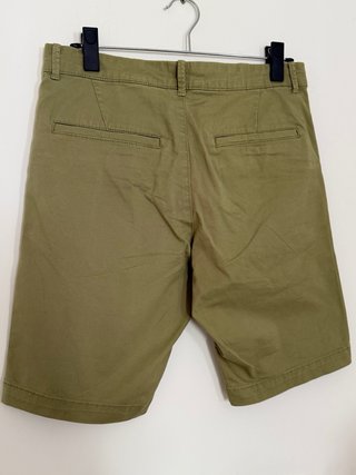 Bermudas Mango Verdes