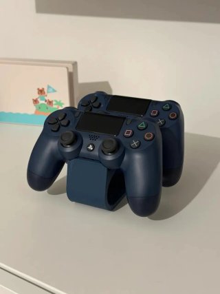 Soporte mandos PS4/PS5/Xbox impreso en 3D