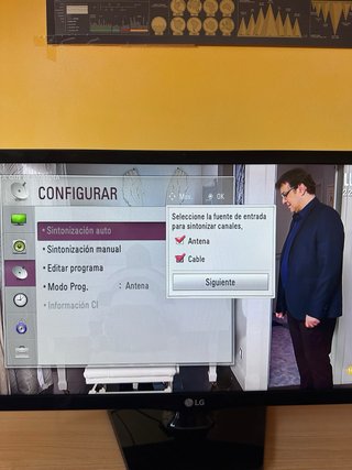 TV LG 24MT47D - PZ