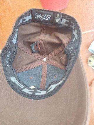 Lote 3 Gorras Fox y DC Talla S
