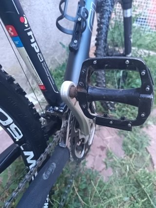 Bicicleta Cube Reaction