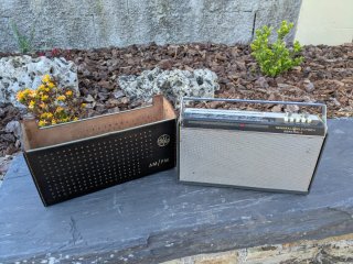 Radio transistor vintage General Eléctrica Español