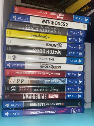 Lote Juegos PS4: Watch Dogs, FIFA 20, Spider-Man