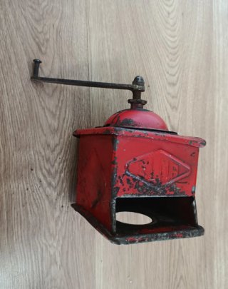 Molinillo de café antiguo ELMA rojo
