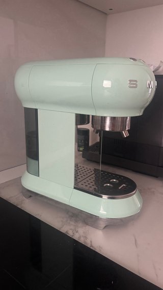 Cafetera Smeg Verde Menta