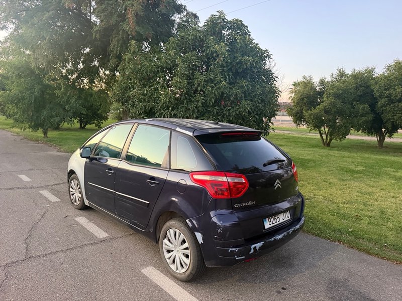 Citroen C4 Picasso 2009 - foto 1