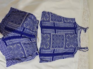 Pijama corto étnico Primark azul y blanco