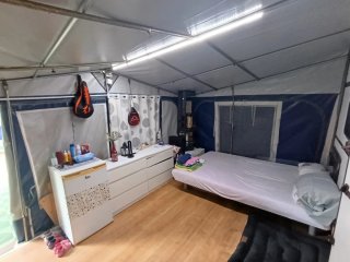 Caravana fija + avancé+ sobre avancé y cocina