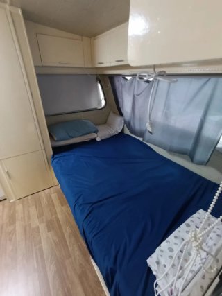 Caravana fija + avancé+ sobre avancé y cocina