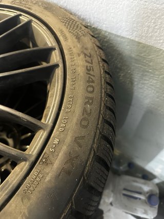 Llantas BMW 20” con neumático 90%
