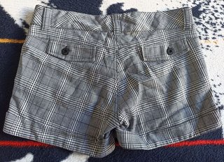 Pantalón corto short elegante Stradivarius talla S