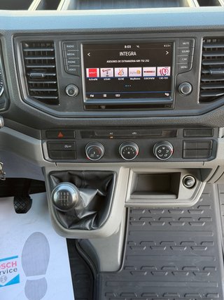 •	Volkswagen Crafter 2.0tdi 140cv 35Chasis CS BL 2