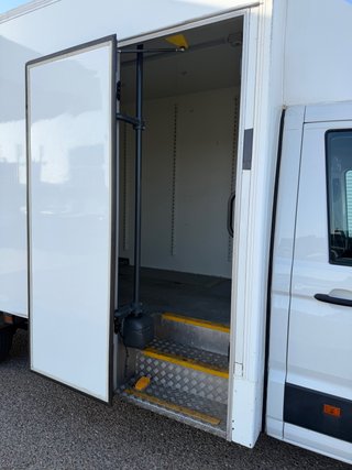 •	Volkswagen Crafter 2.0tdi 140cv 35Chasis CS BL 2