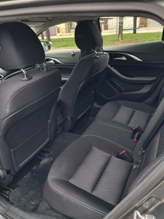 Infiniti Q30 2019