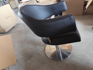 Sillón de peluquería negro