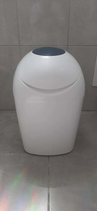 Balde para fraldas Tommee Tippee Sangenic