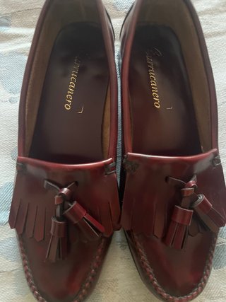 Mocasin con borlas para señora