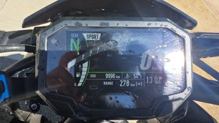 Kawasaki Z 900 125CV 2025 Negra