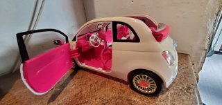 Coche Fiat 500 Barbie Mattel