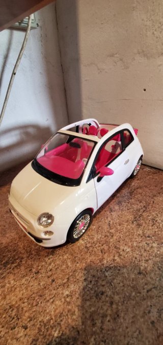 Coche Fiat 500 Barbie Mattel