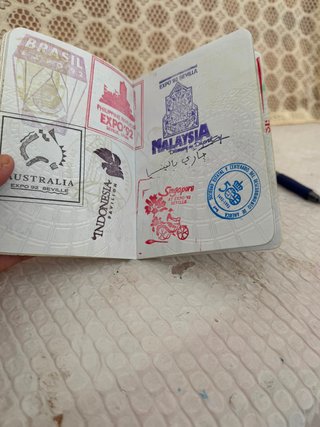 Pasaporte Expo '92 Sevilla con 107 sellos