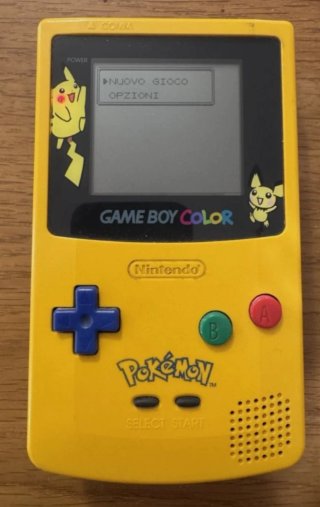 Game Boy Color POKEMON funzionante.