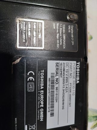 Toshiba Portege R830 i3 4GB RAM 320GB HDD