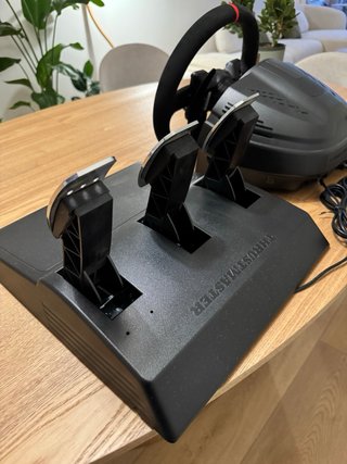 Volante Thrustmasters T300+Ferrari 599XX EVO+T3PA