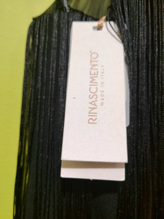Vestito nero con frange